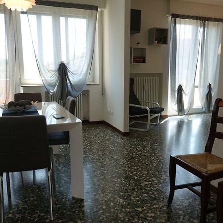 Primopiano - Venezia Lido Appartement Buitenkant foto