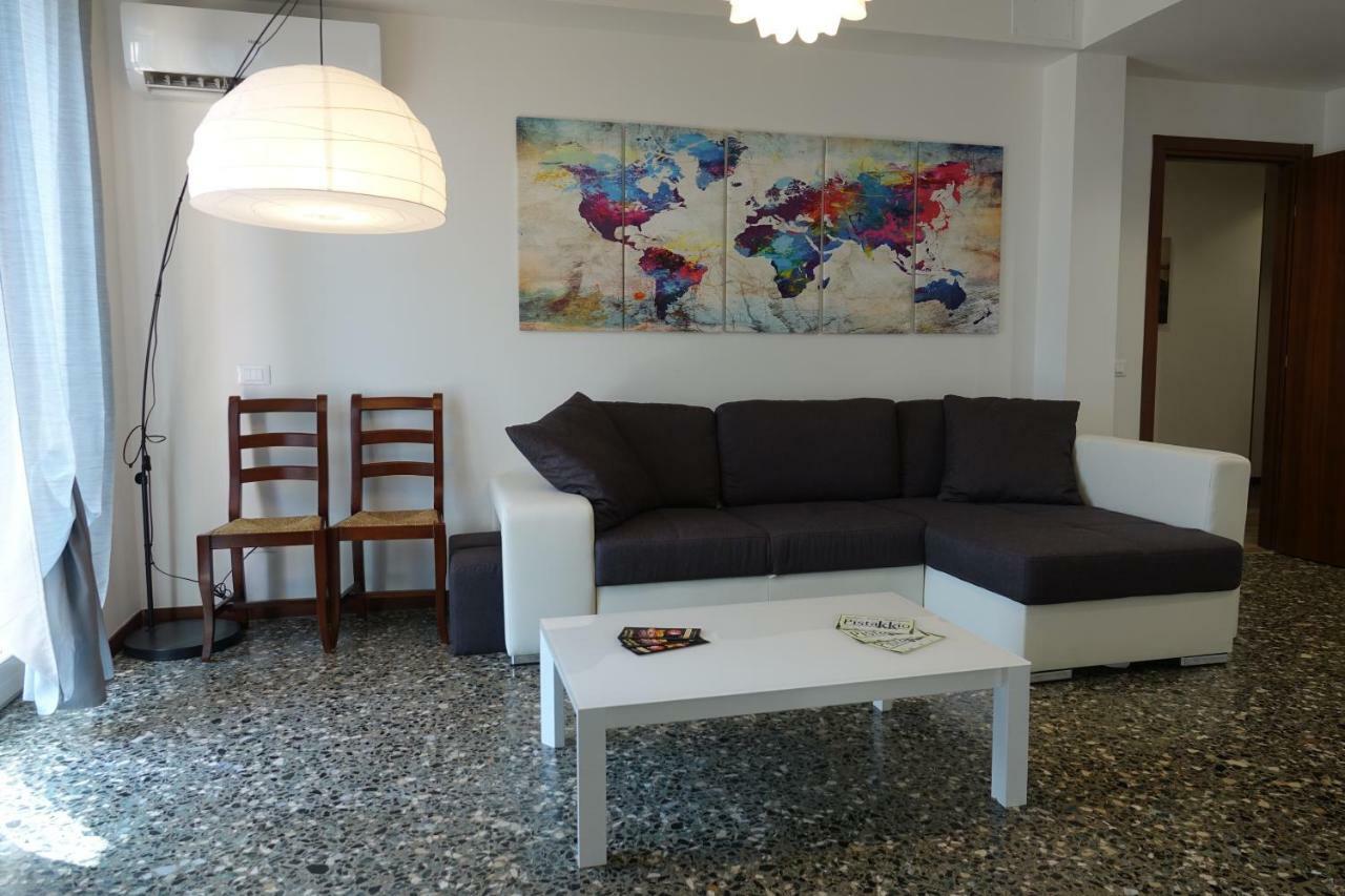Primopiano - Venezia Lido Appartement Buitenkant foto